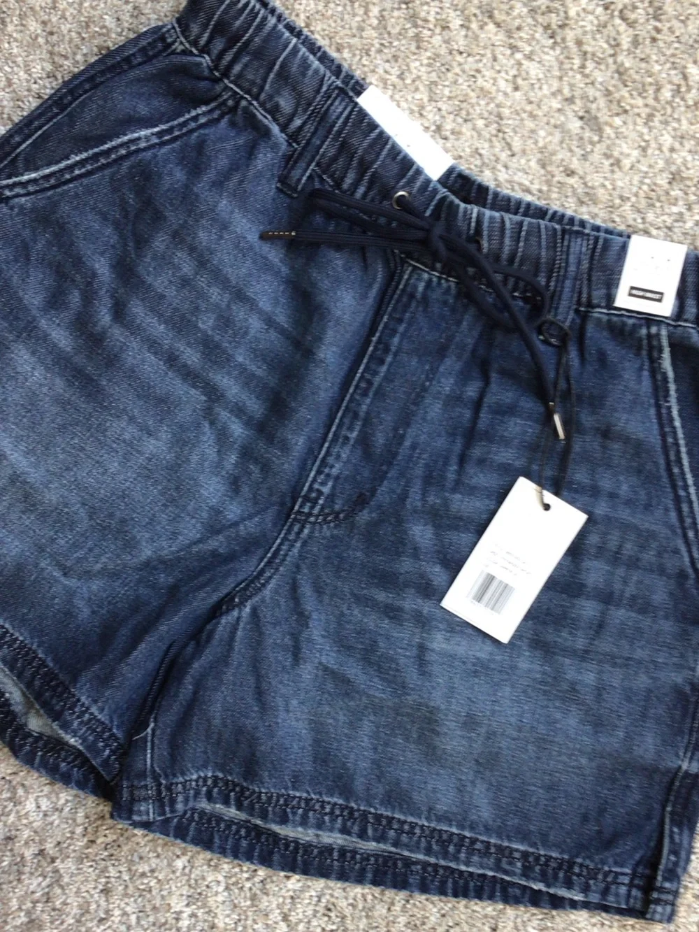 JUDY BLUE BAGGY SHORTS - SMALL NWT